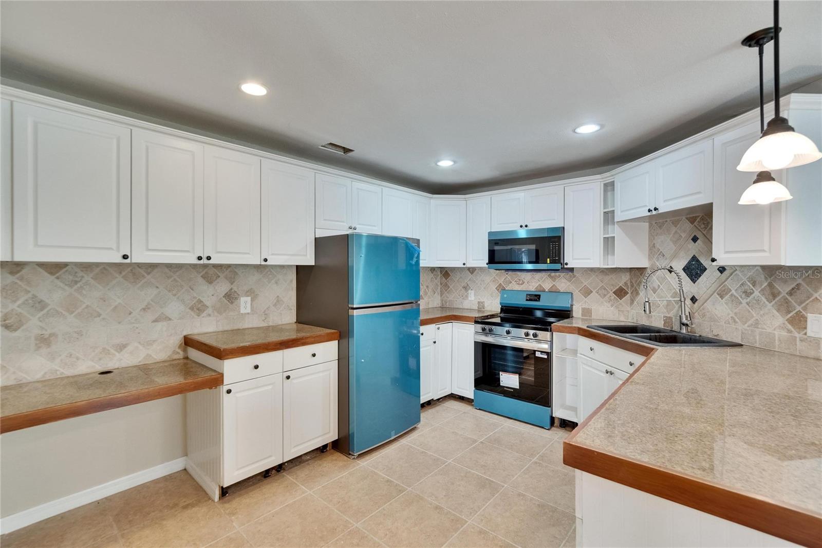 Image 12 of 67 For 1331 Coolmont Drive