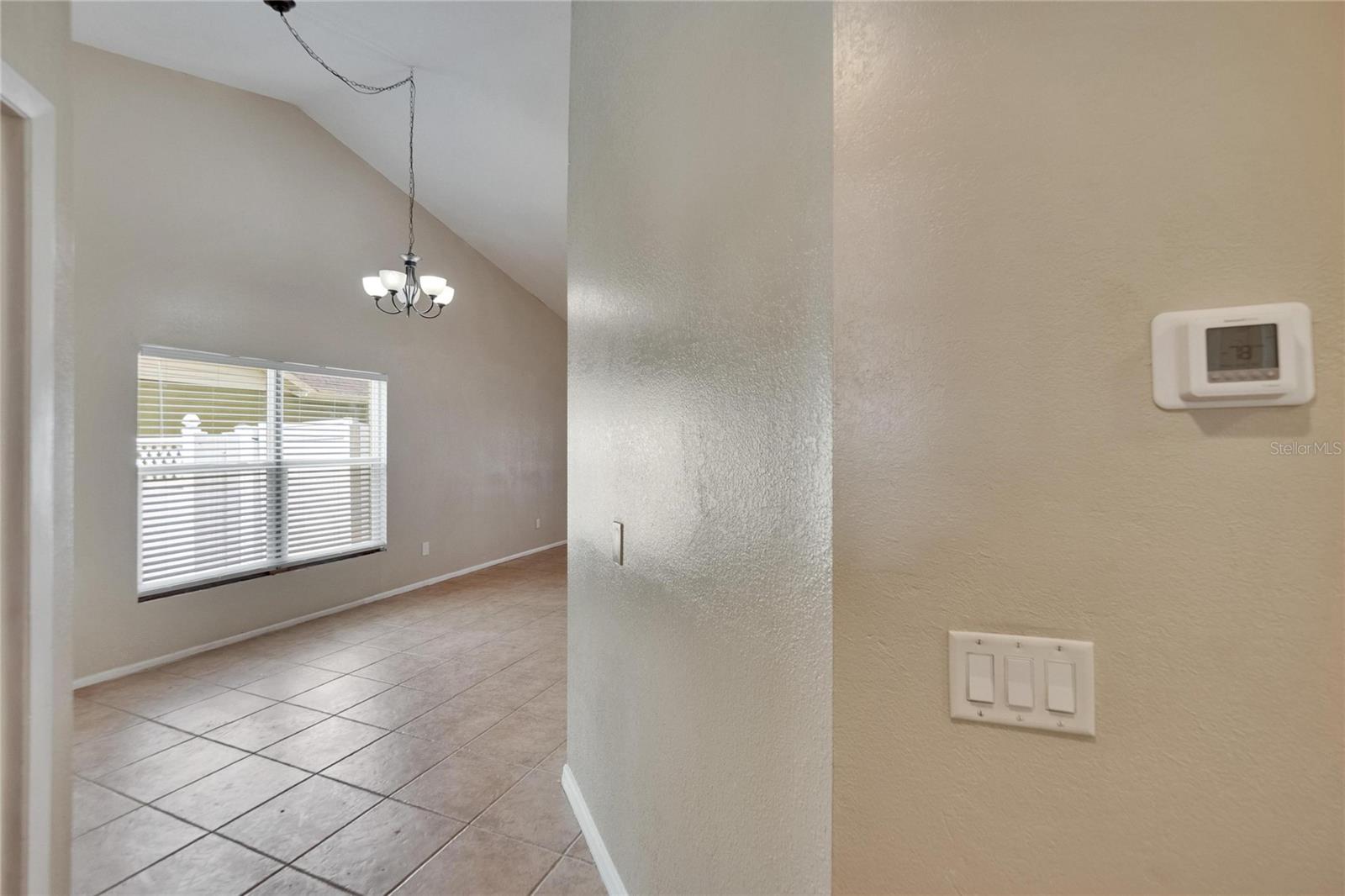 Image 6 of 67 For 1331 Coolmont Drive