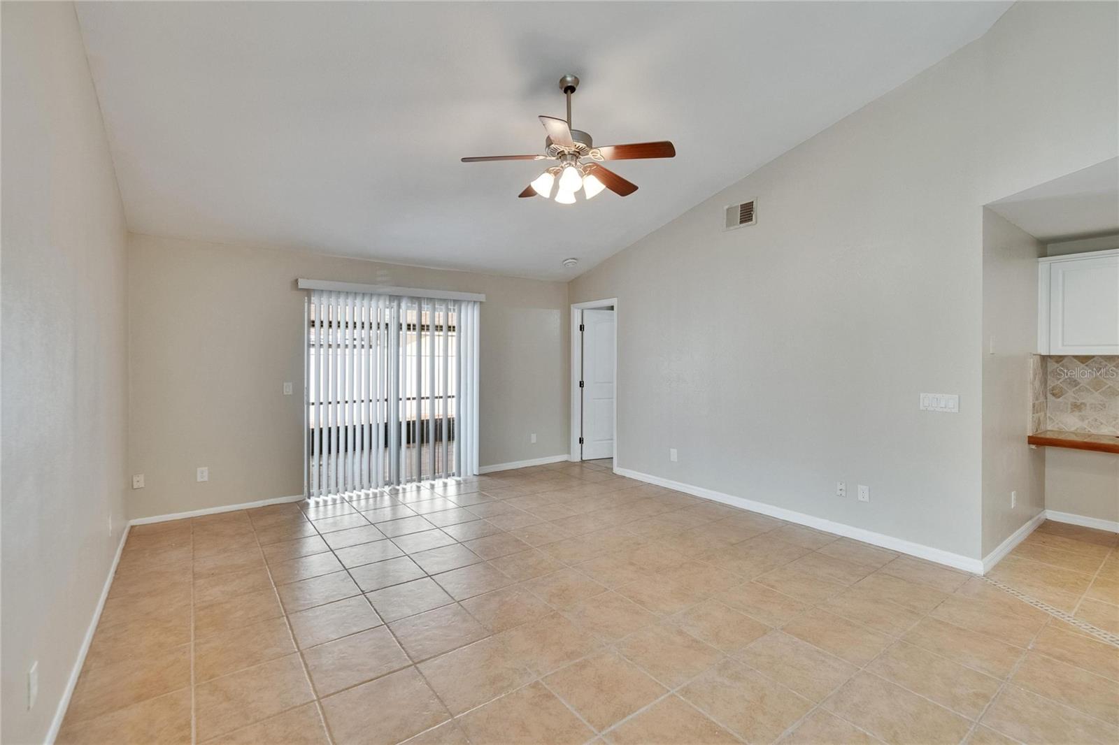 Image 7 of 67 For 1331 Coolmont Drive