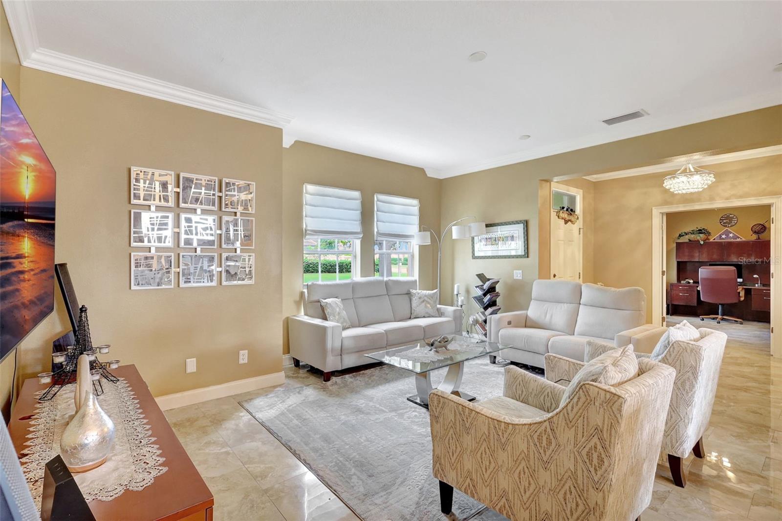 Image 15 of 71 For 5518 Luminar Pointe Lane
