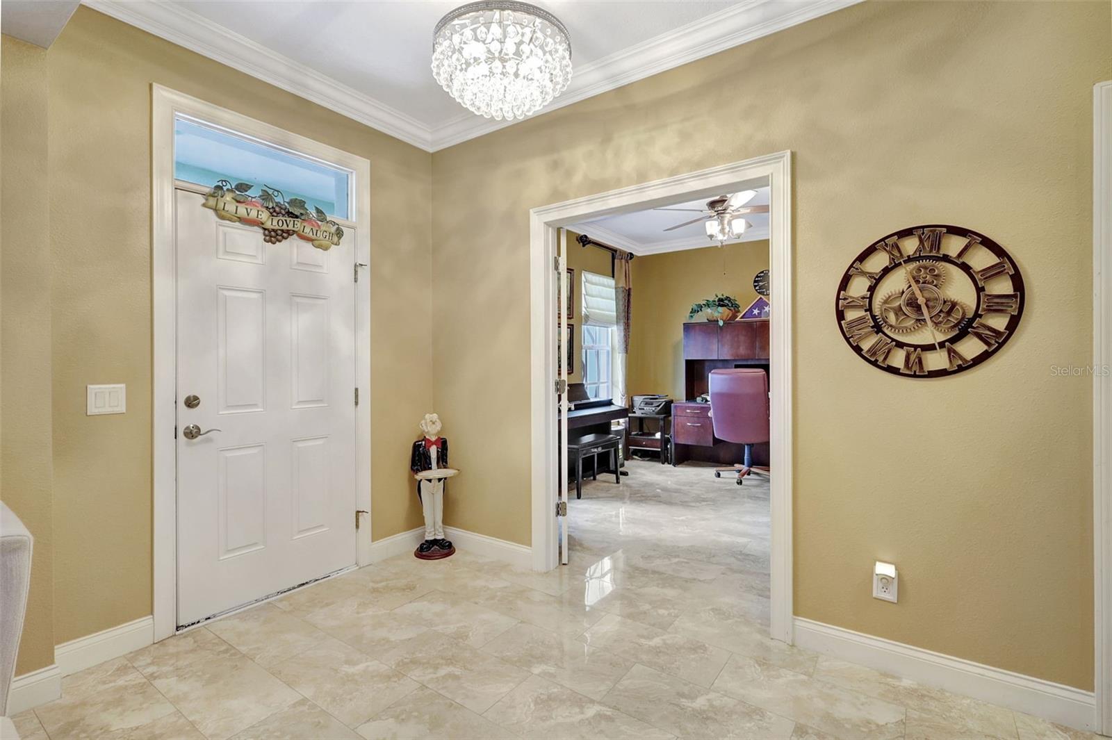Image 8 of 71 For 5518 Luminar Pointe Lane