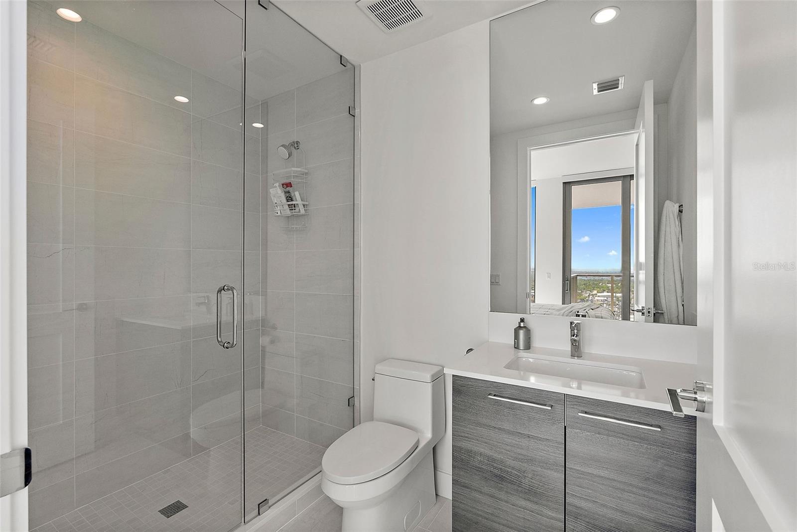 Image 23 of 82 For 301 1st Street S 3207