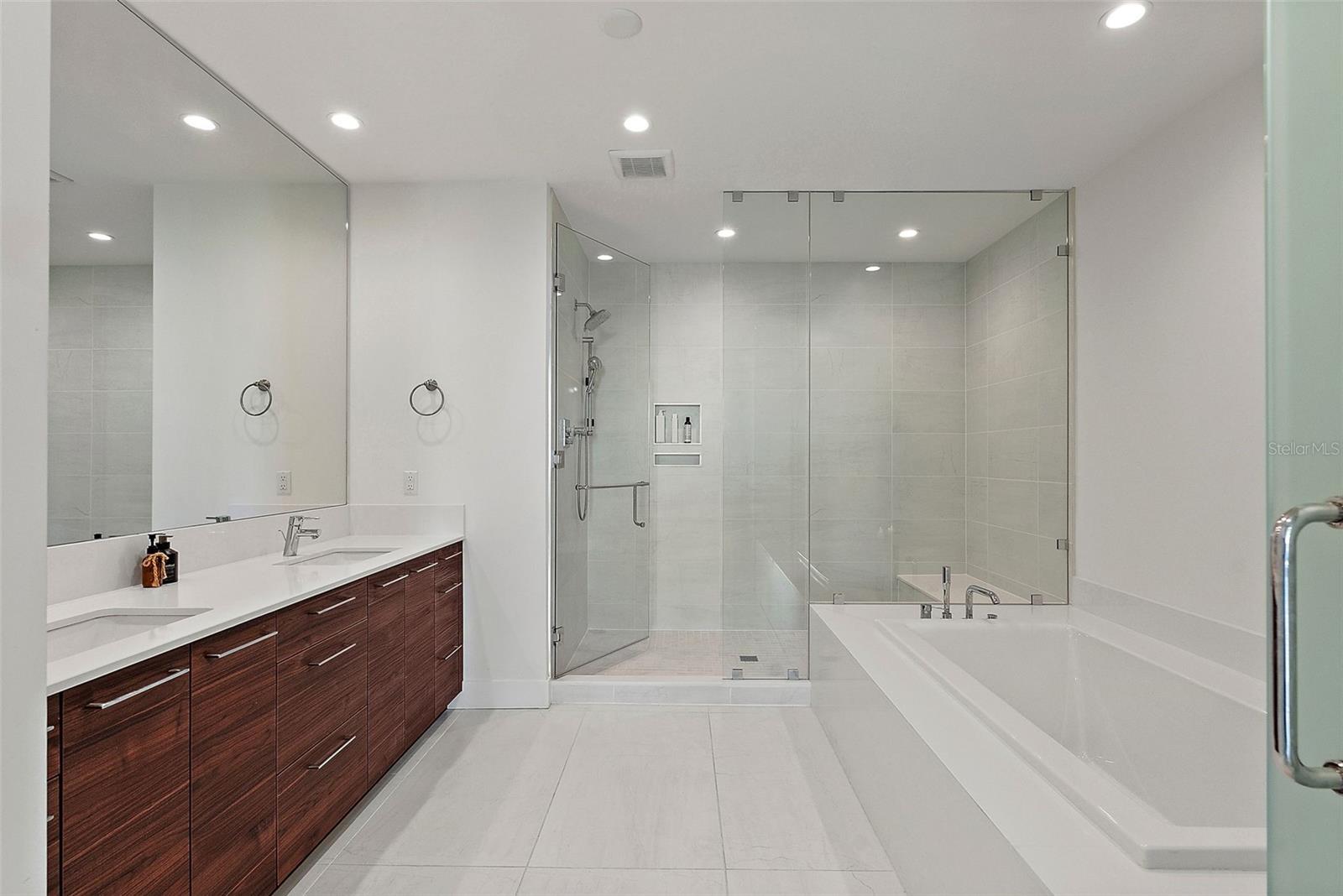 Image 30 of 82 For 301 1st Street S 3207