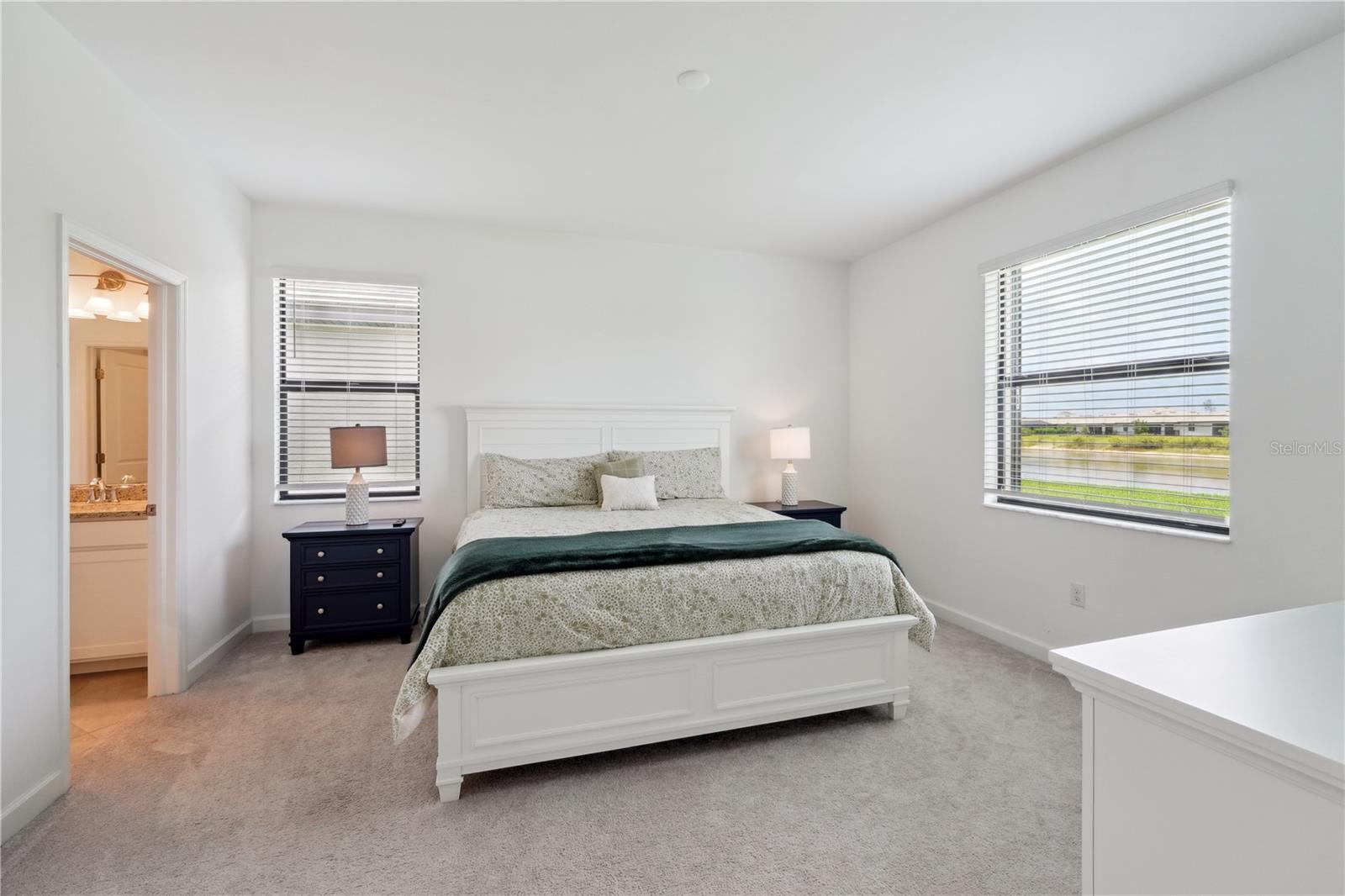 Image 11 of 32 For 13880 Pine Lodge Lane