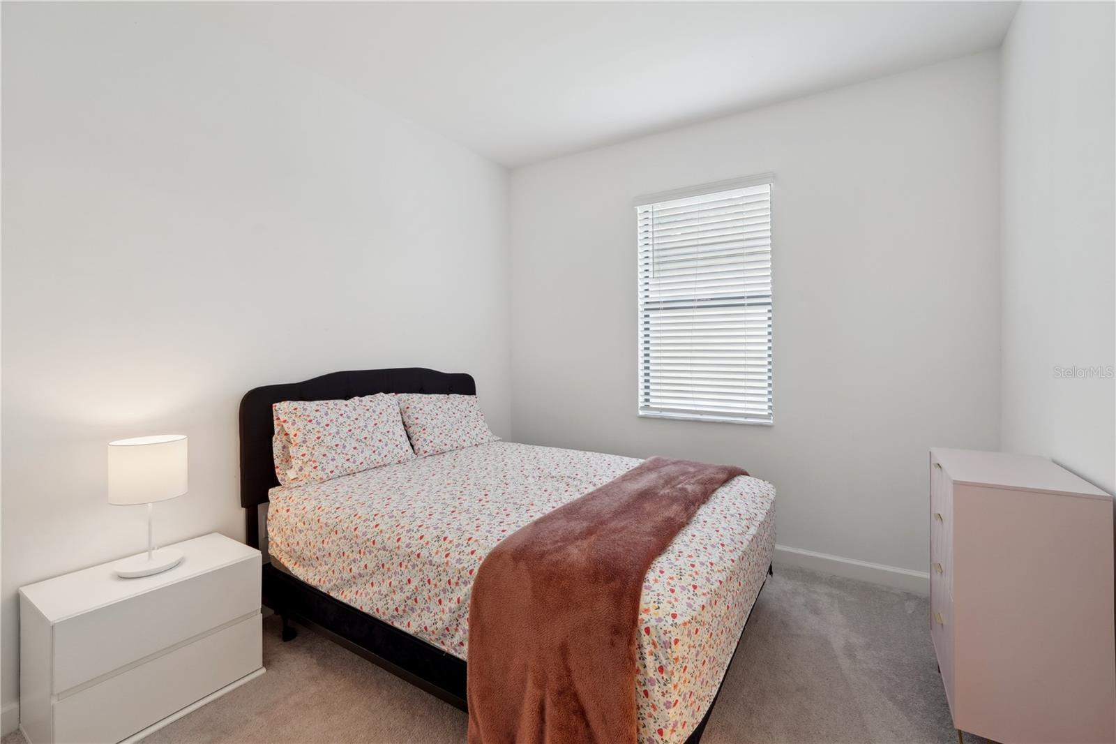 Image 15 of 32 For 13880 Pine Lodge Lane