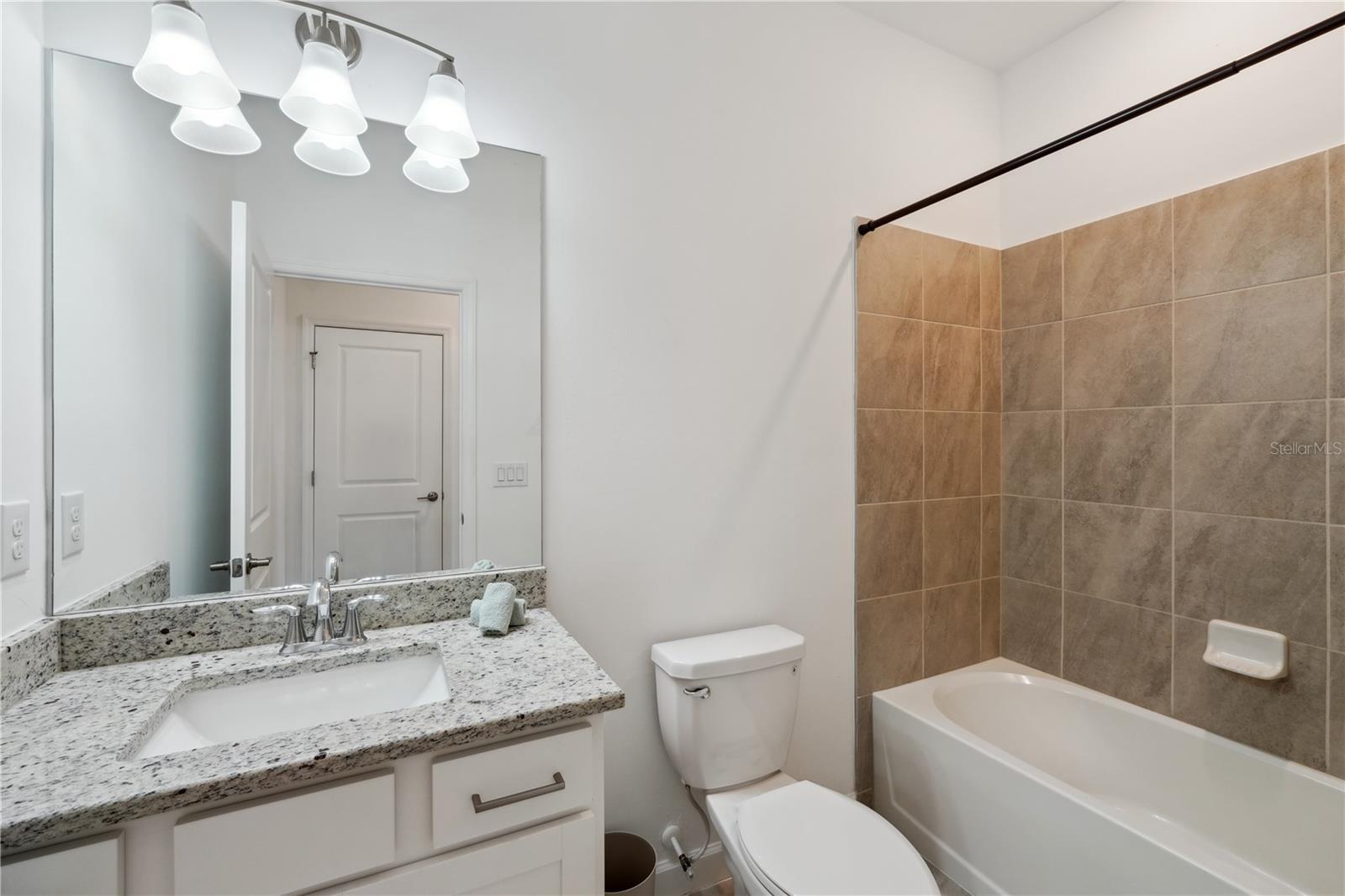 Image 20 of 32 For 13880 Pine Lodge Lane