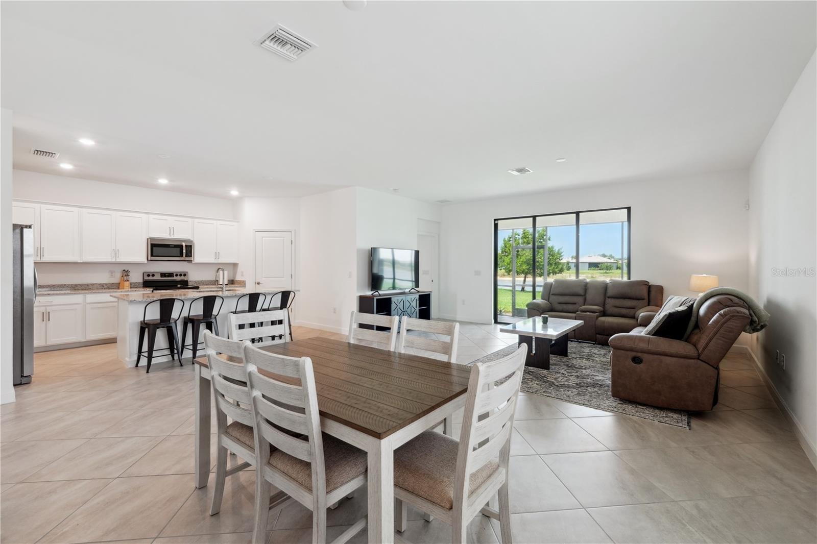Image 6 of 32 For 13880 Pine Lodge Lane