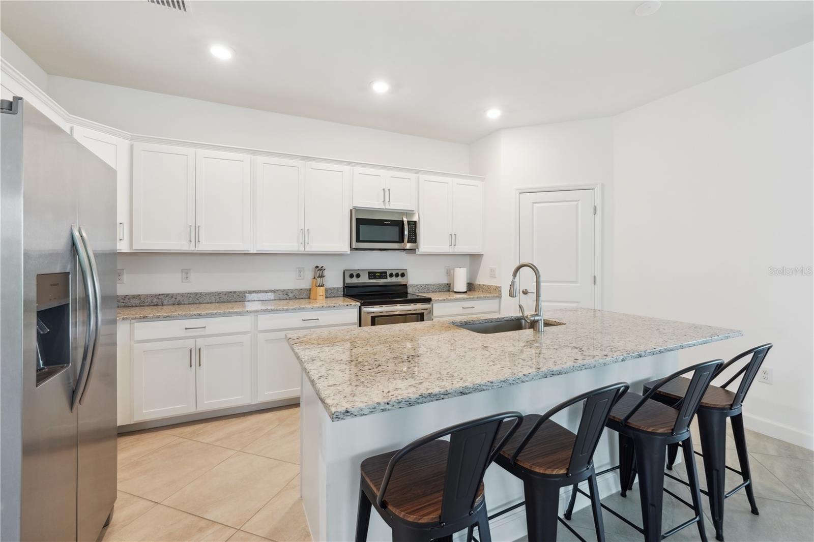 Image 9 of 32 For 13880 Pine Lodge Lane