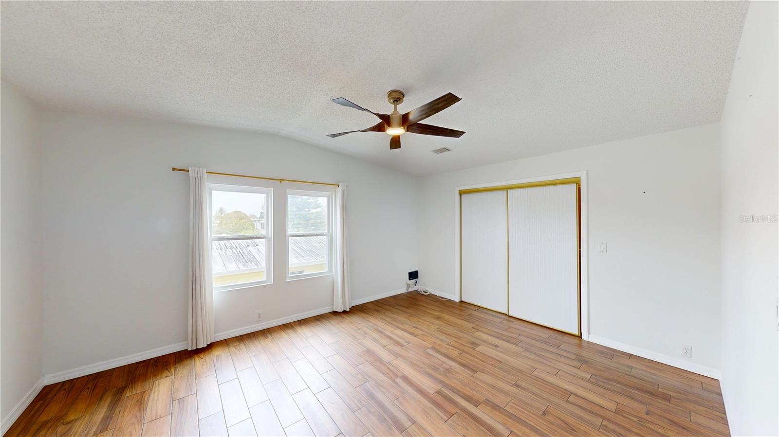 Image 6 of 42 For 13028 Keel Court