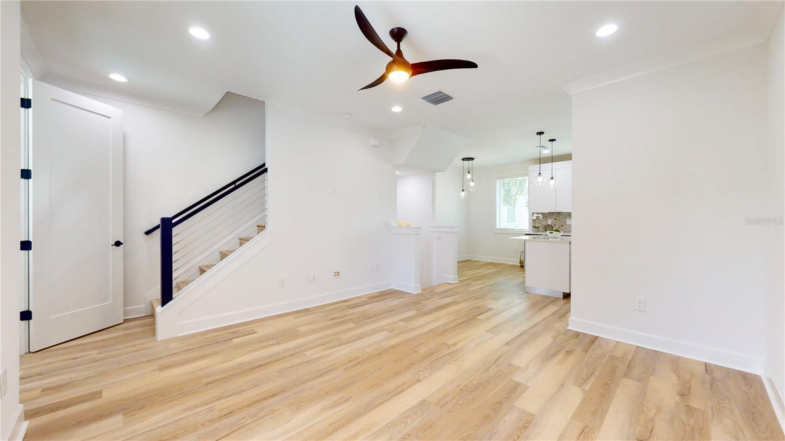 Image 16 of 36 For 1520 Pierce Street 7