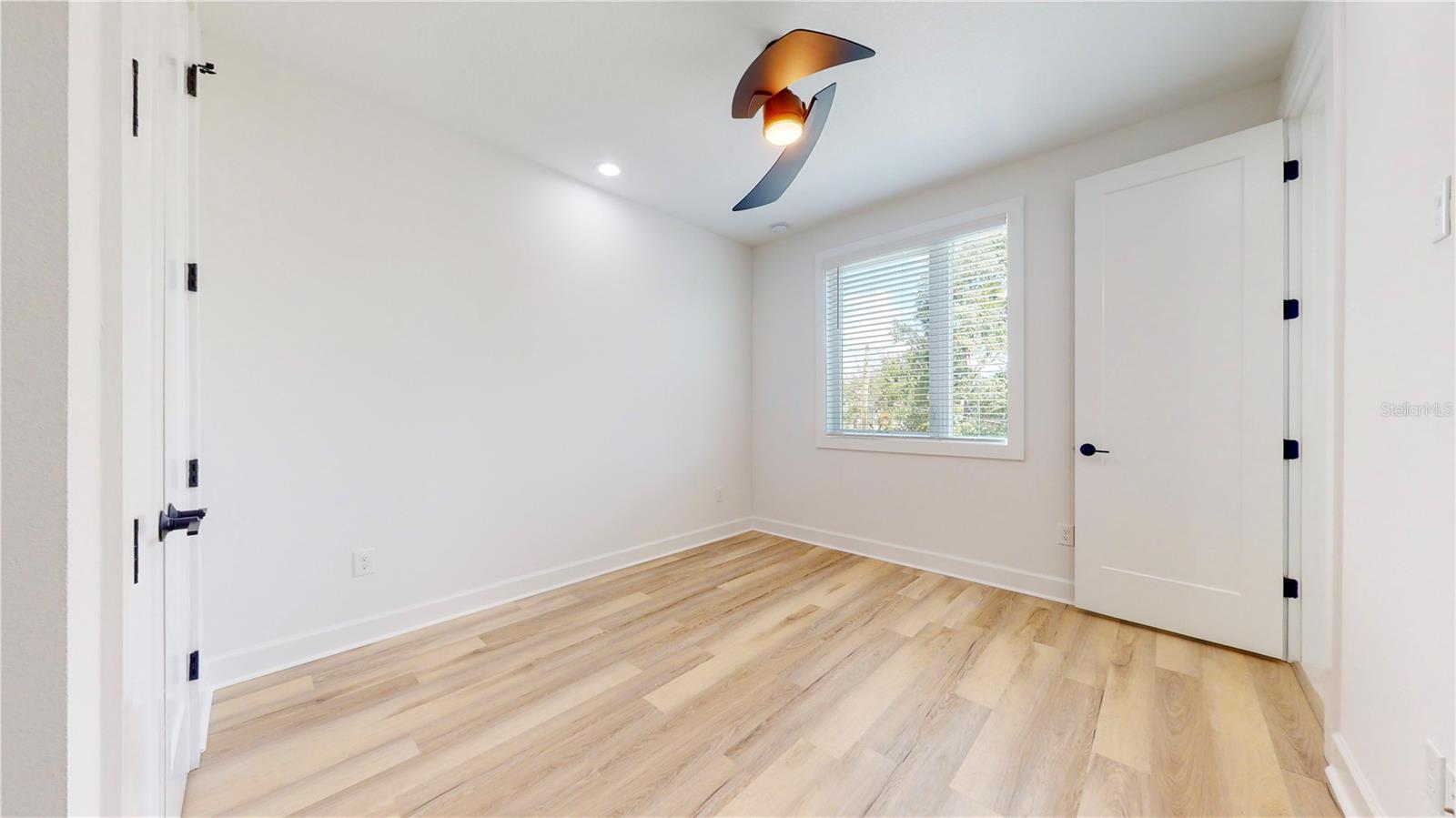 Image 18 of 36 For 1520 Pierce Street 7