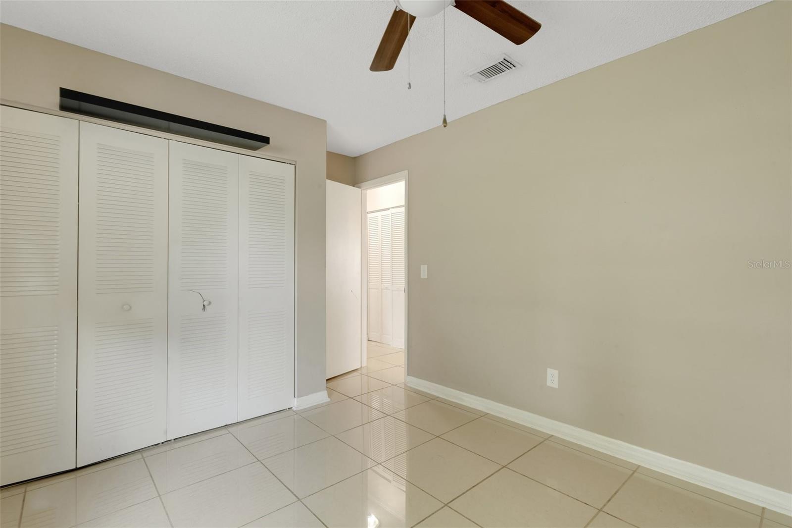 Image 10 of 61 For 915 Miller Road