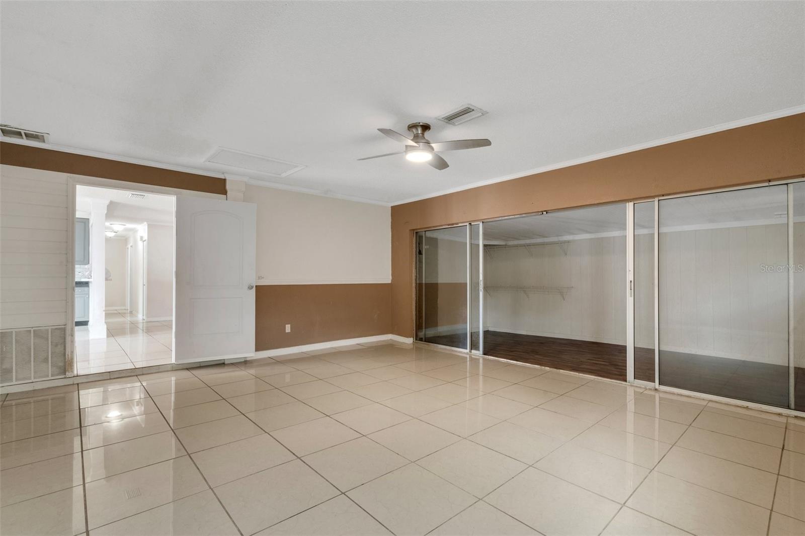 Image 18 of 61 For 915 Miller Road