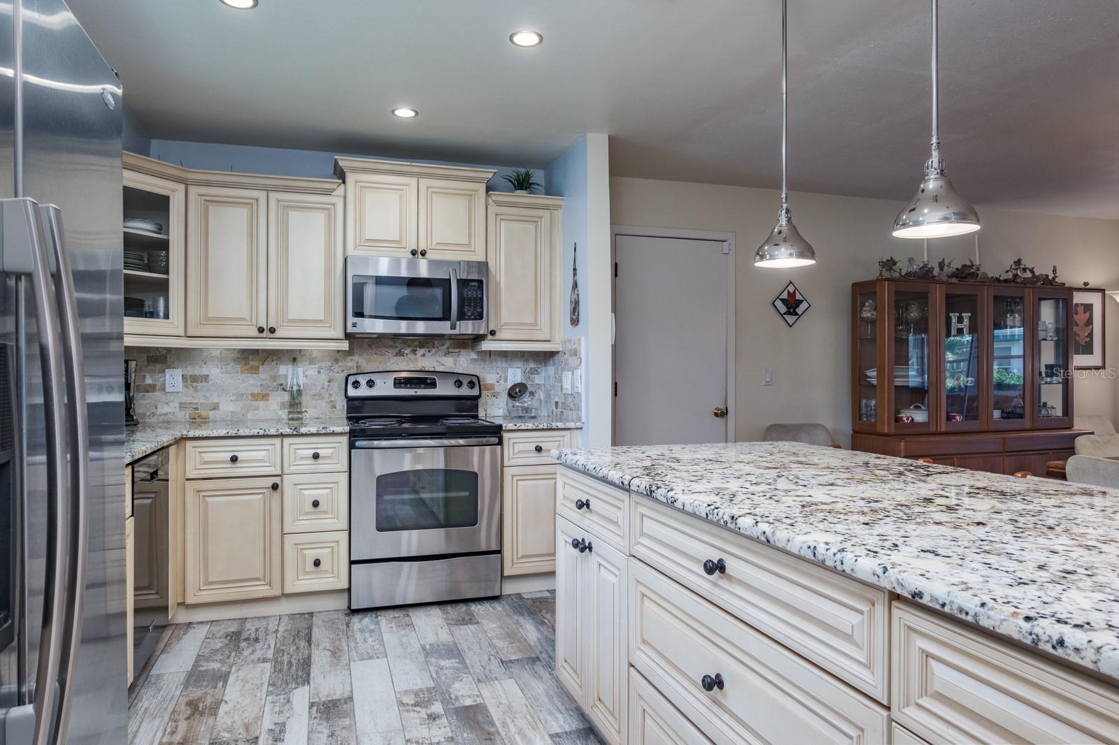 Image 10 of 58 For 1510 Palmer Court