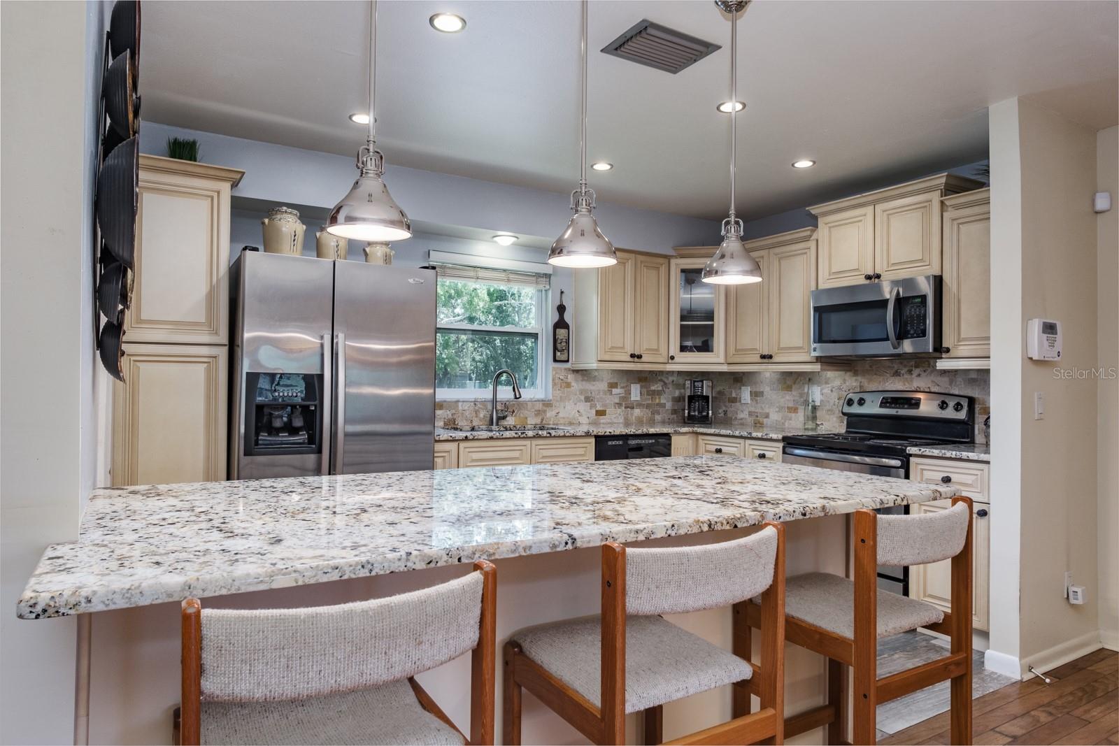 Image 14 of 58 For 1510 Palmer Court