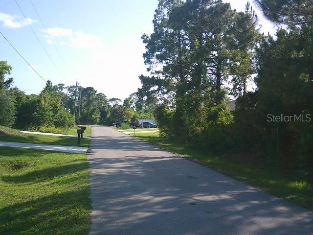 Image 23 of 24 For 2429-2431 Quentin Avenue S