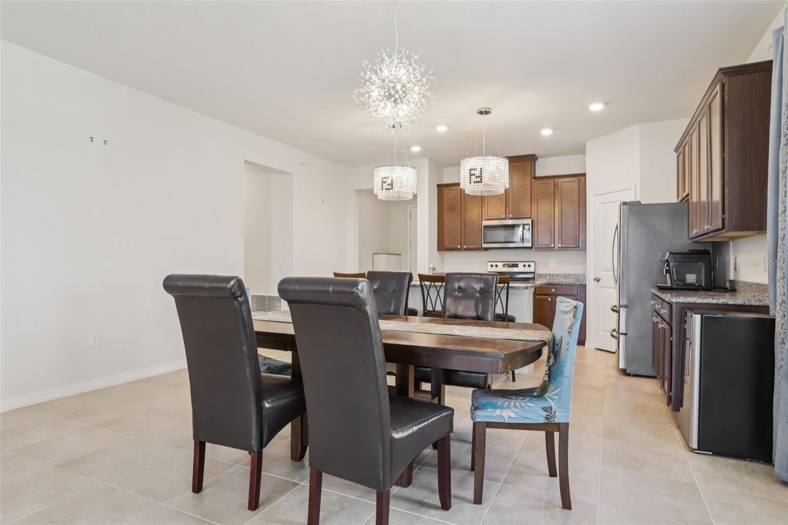 Image 10 of 44 For 13515 Palmera Vista Drive
