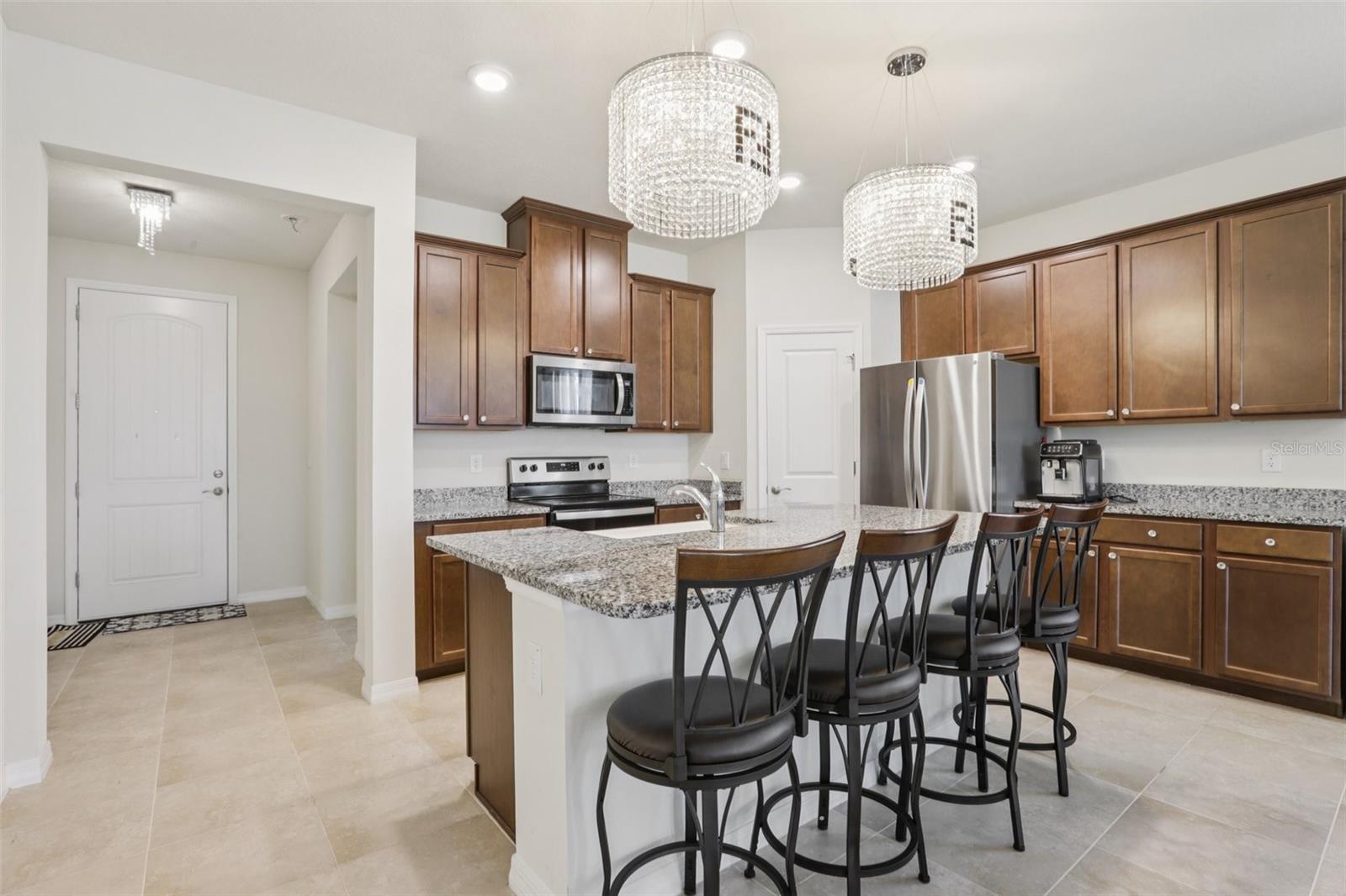 Image 18 of 44 For 13515 Palmera Vista Drive