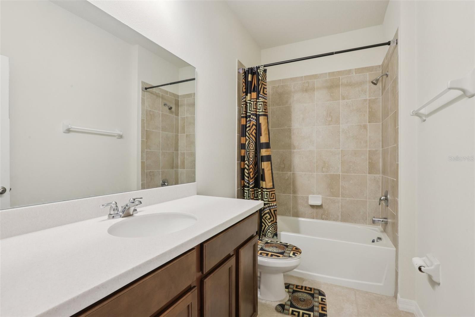 Image 32 of 44 For 13515 Palmera Vista Drive
