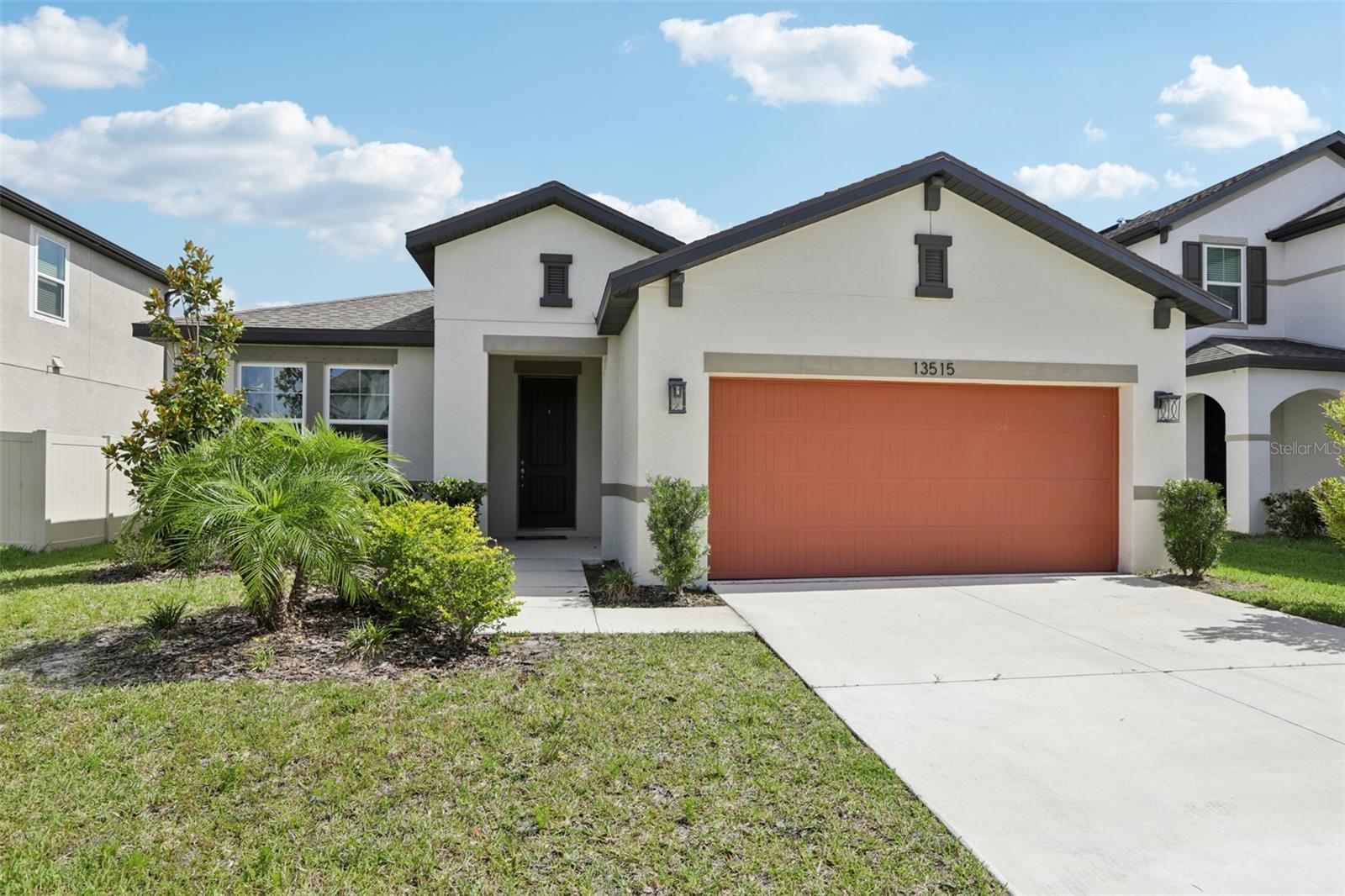 Image 4 of 44 For 13515 Palmera Vista Drive