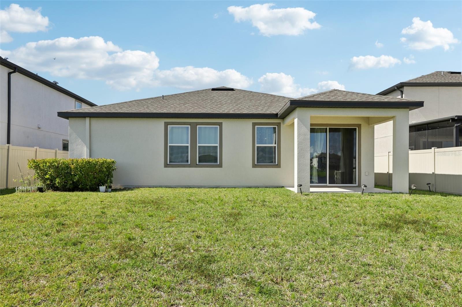 Image 40 of 44 For 13515 Palmera Vista Drive