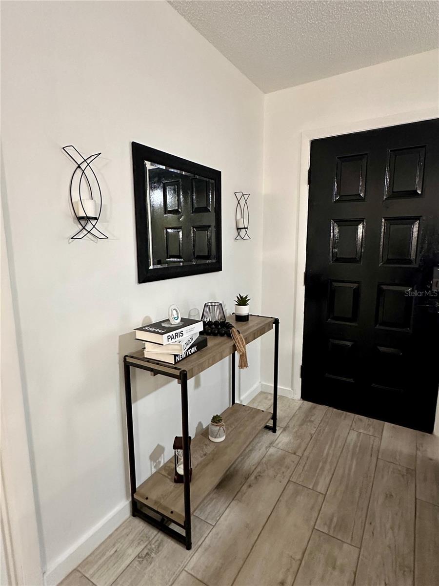 Image 16 of 53 For 13186 Thrush Street