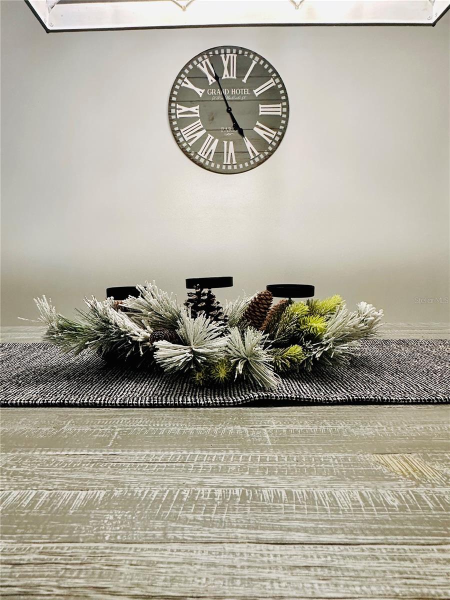 Image 19 of 53 For 13186 Thrush Street