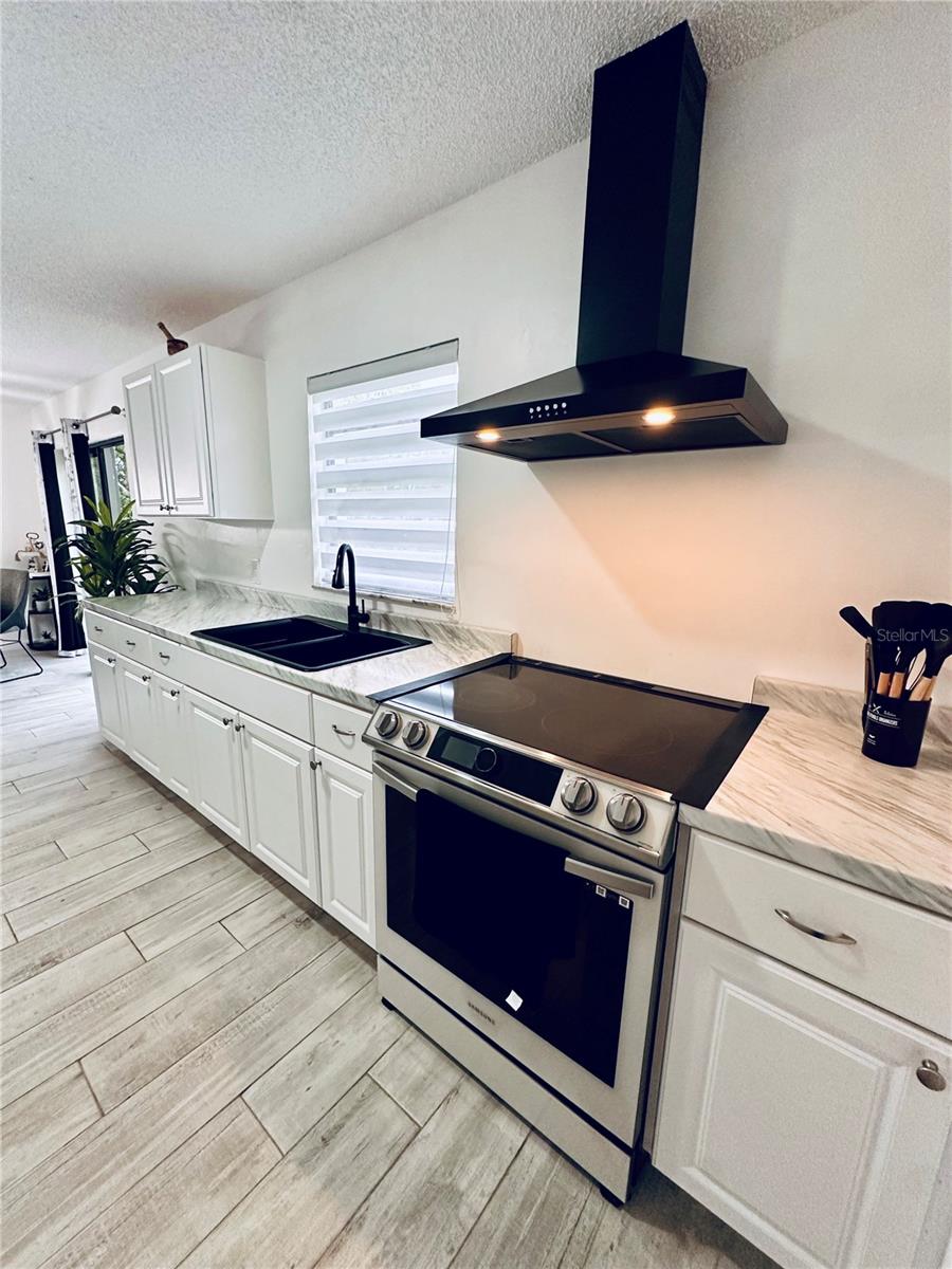 Image 24 of 53 For 13186 Thrush Street