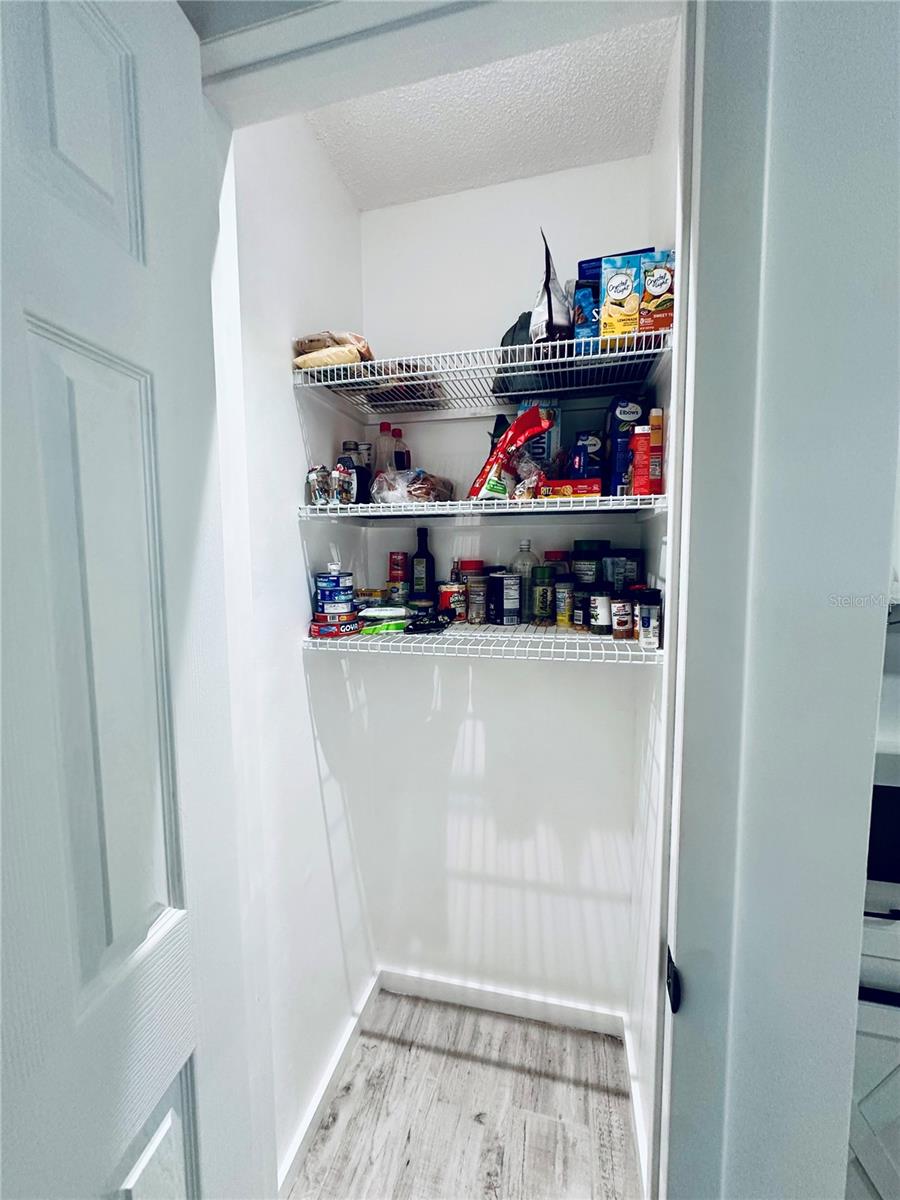 Image 30 of 53 For 13186 Thrush Street