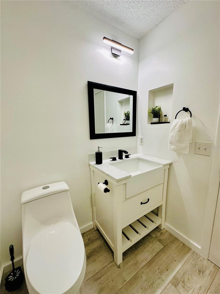 Image 35 of 53 For 13186 Thrush Street