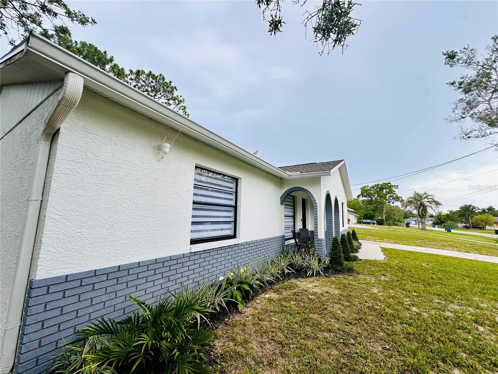 Image 6 of 53 For 13186 Thrush Street