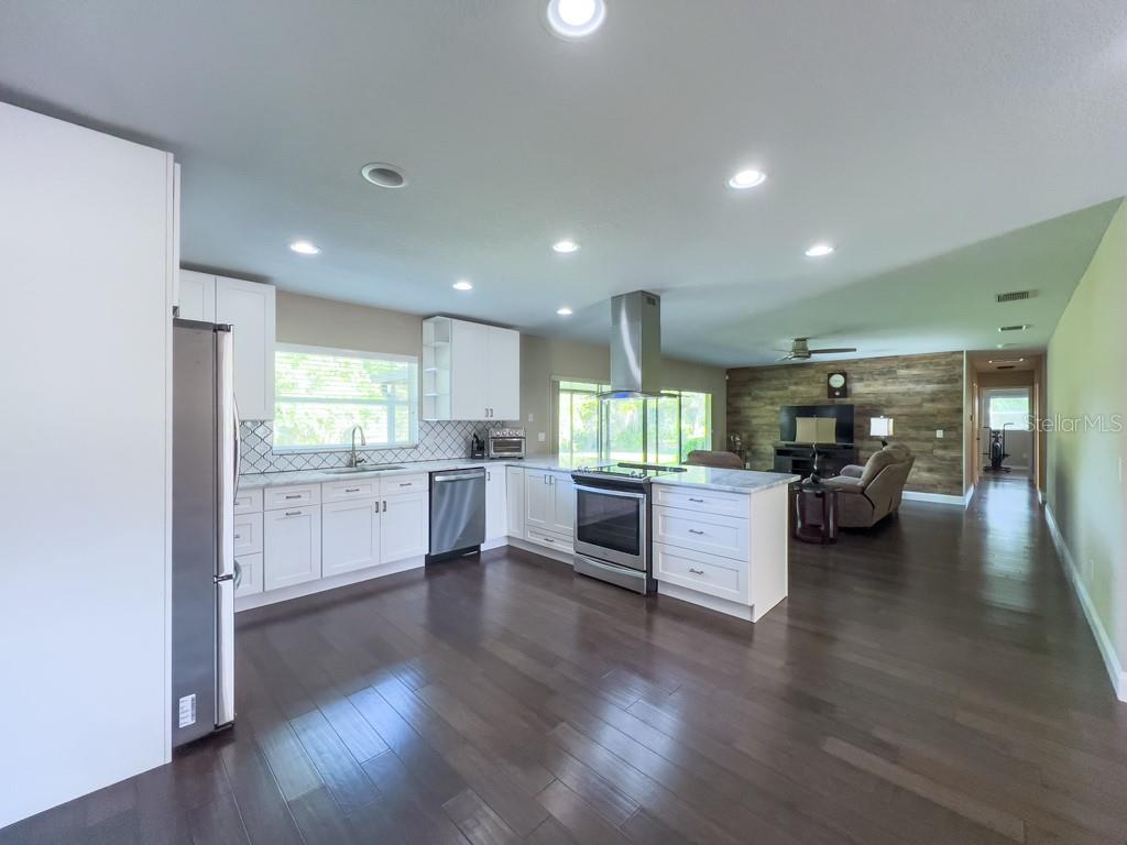Image 28 of 32 For 4404 Hickory Branch Court