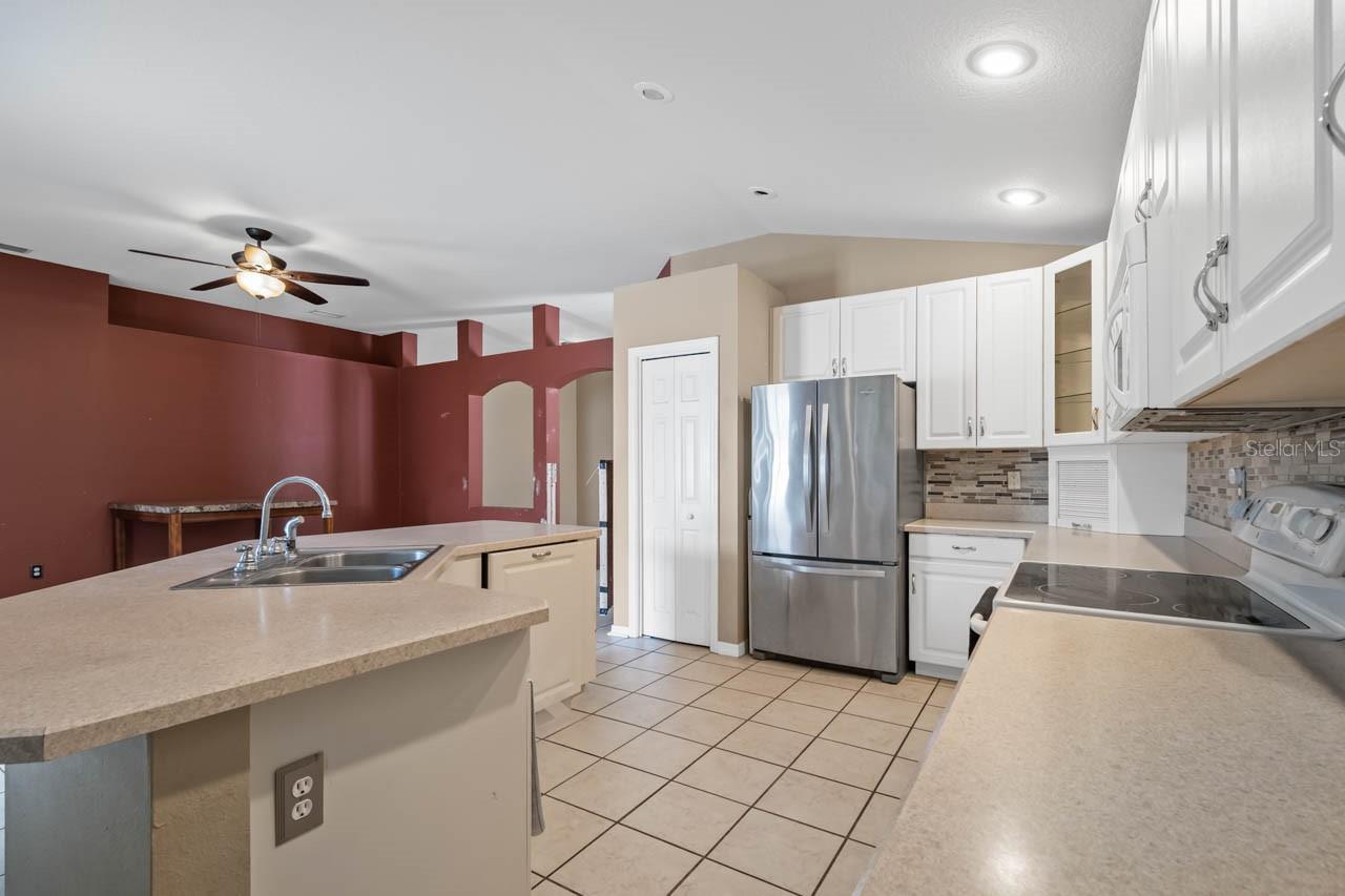 Image 12 of 30 For 509 Delwood Breck Street