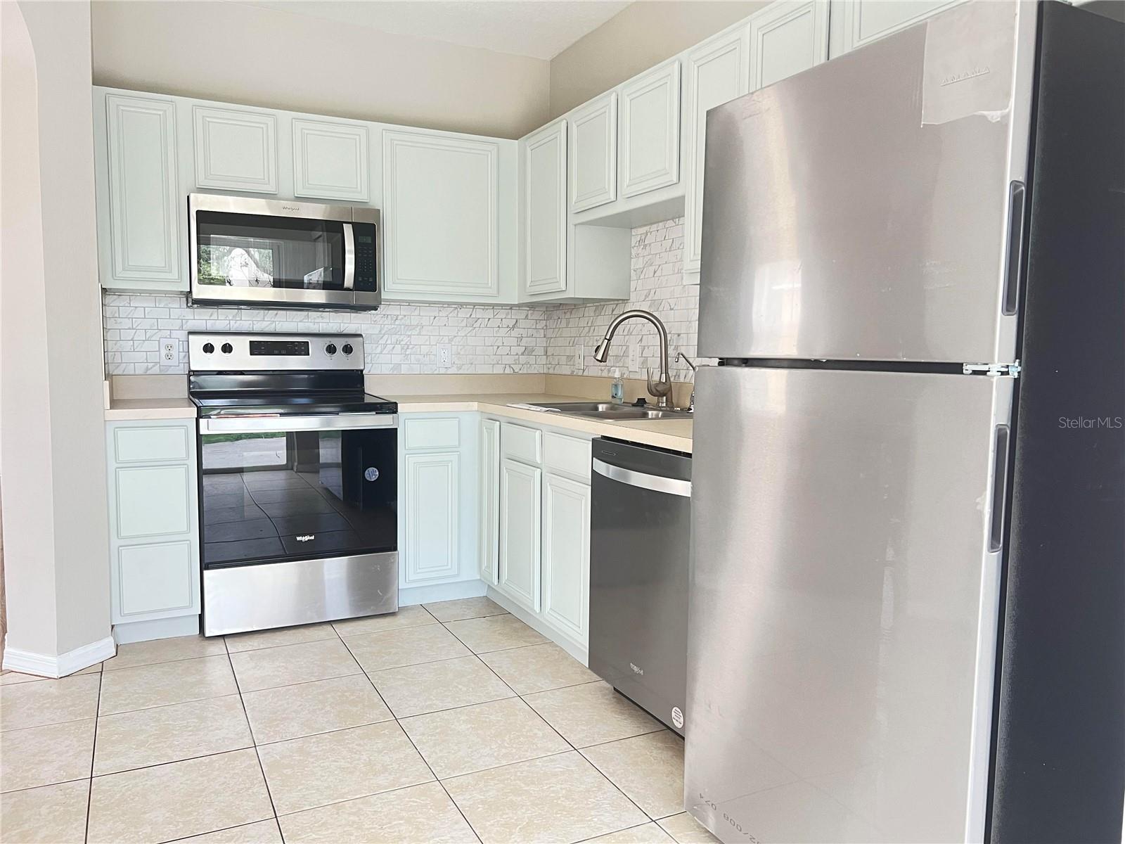 Image 11 of 26 For 10452 Blackmore Drive