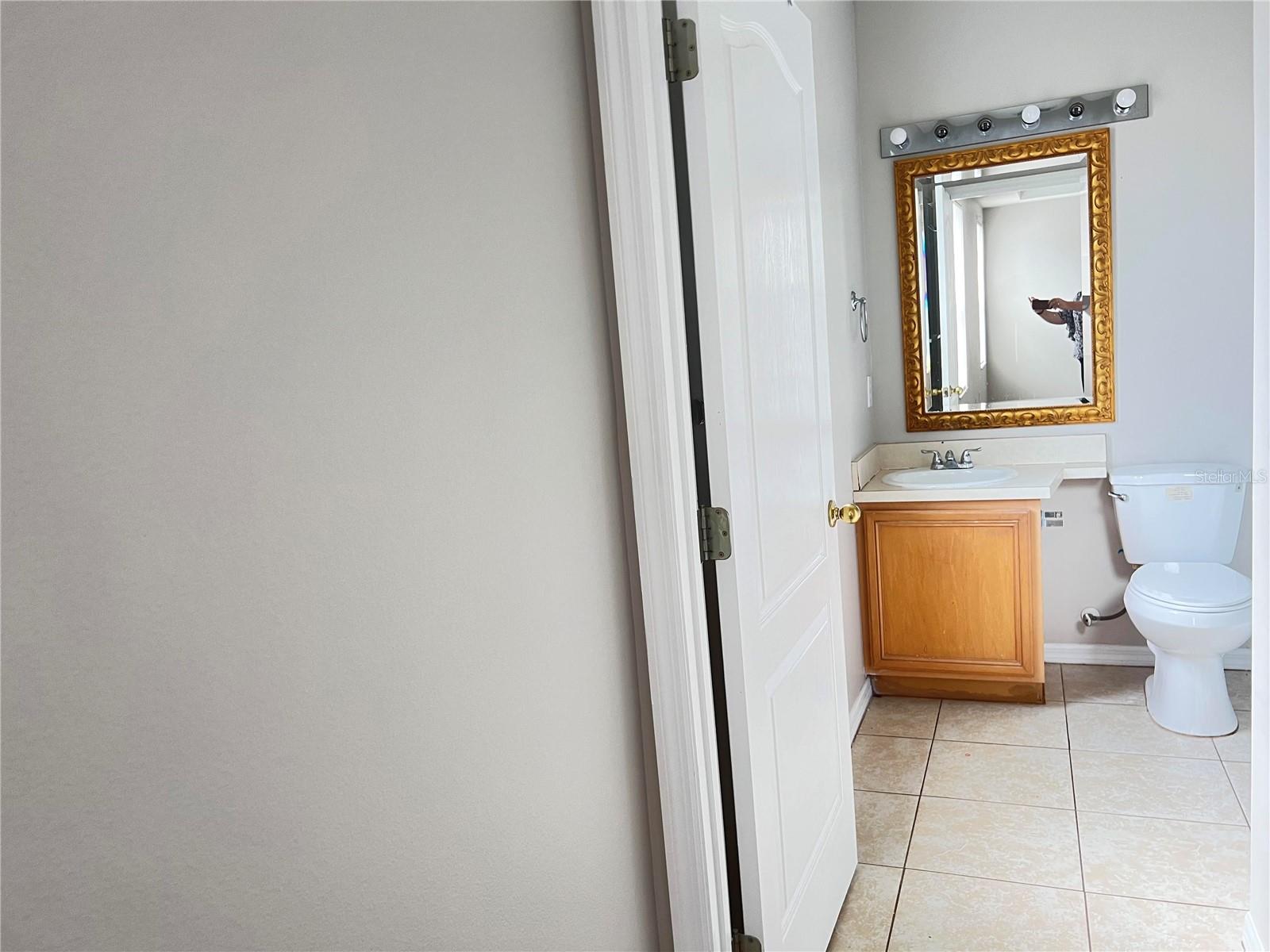 Image 22 of 26 For 10452 Blackmore Drive