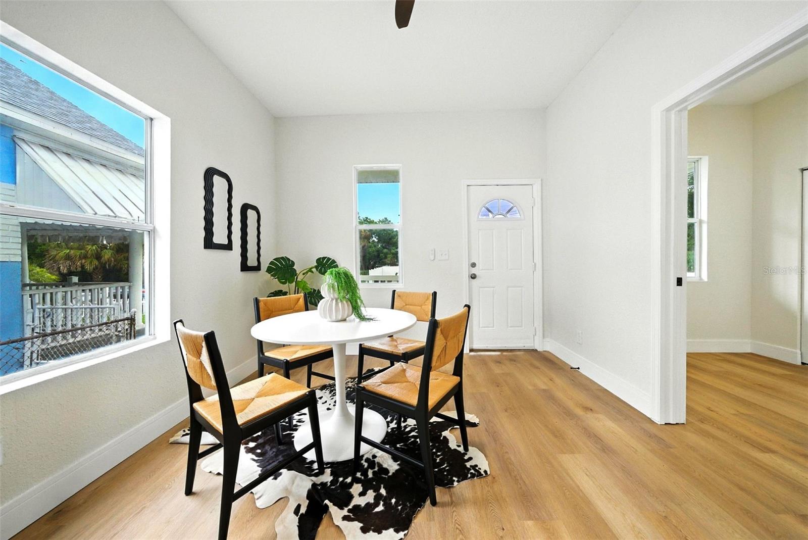 Image 2 of 27 For 2118 Nassau Street