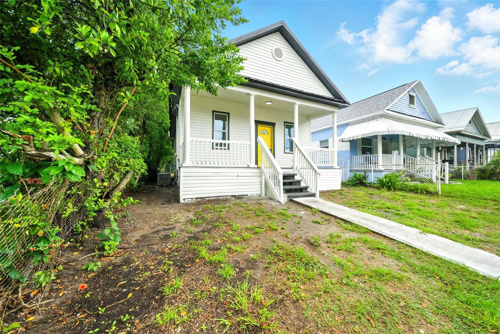 Image 22 of 27 For 2118 Nassau Street