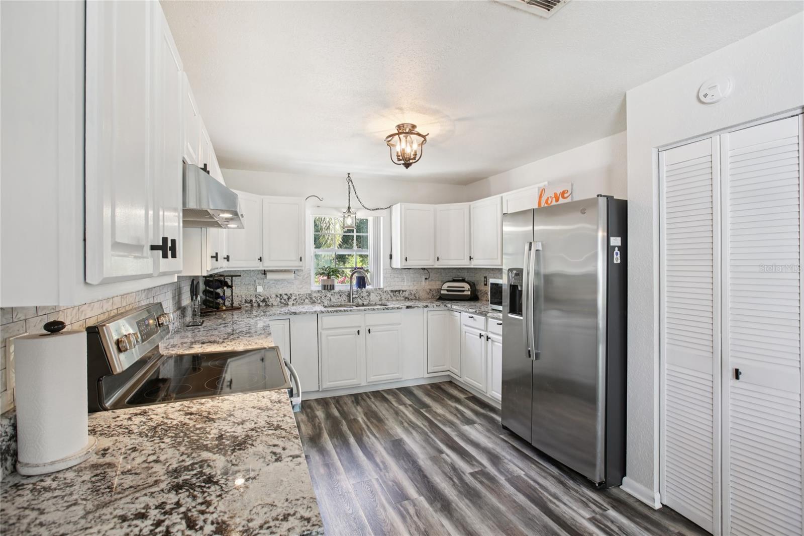 Image 10 of 25 For 2650 60th Avenue N