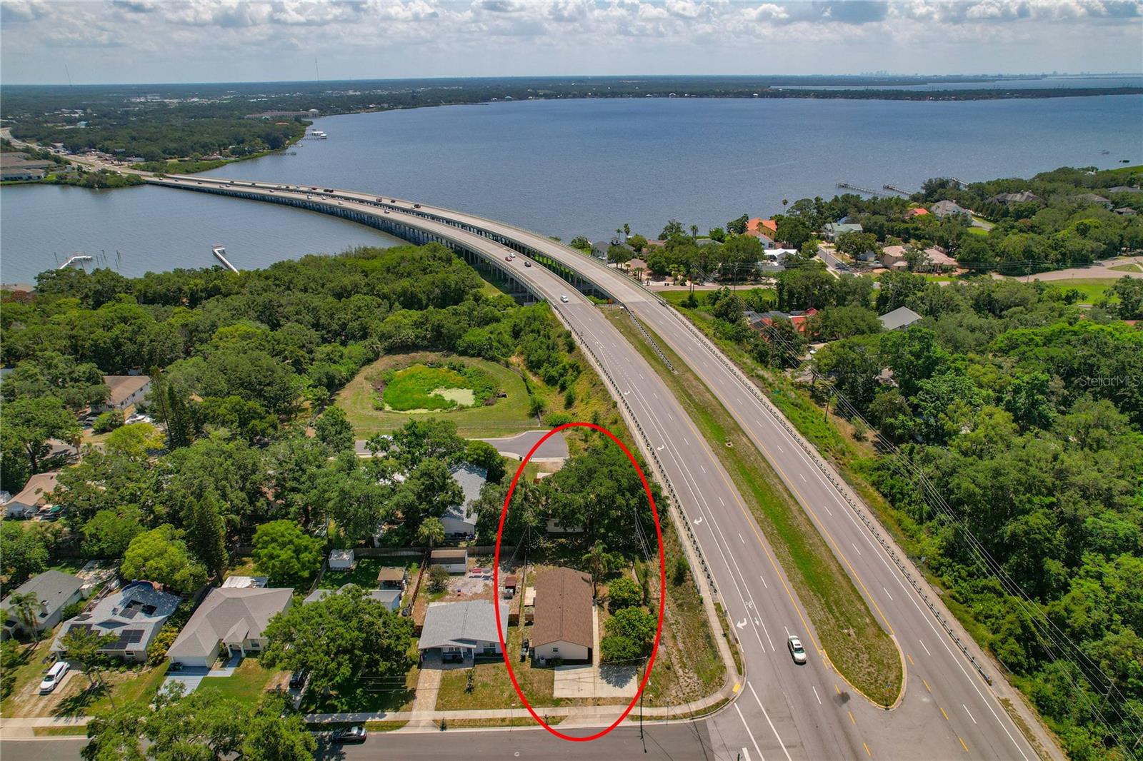Image 3 of 47 For 2900 Shore Drive