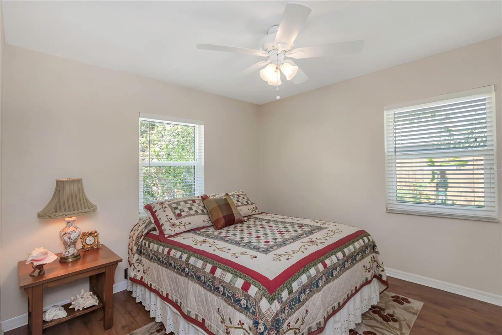 Image 21 of 36 For 4206 Palmira Avenue