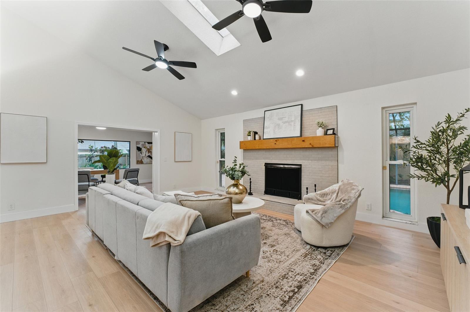 Image 15 of 56 For 2272 Adam Court
