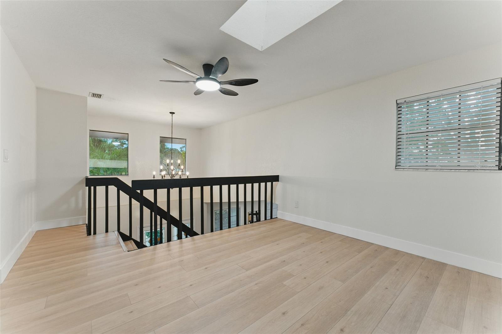 Image 33 of 56 For 2272 Adam Court