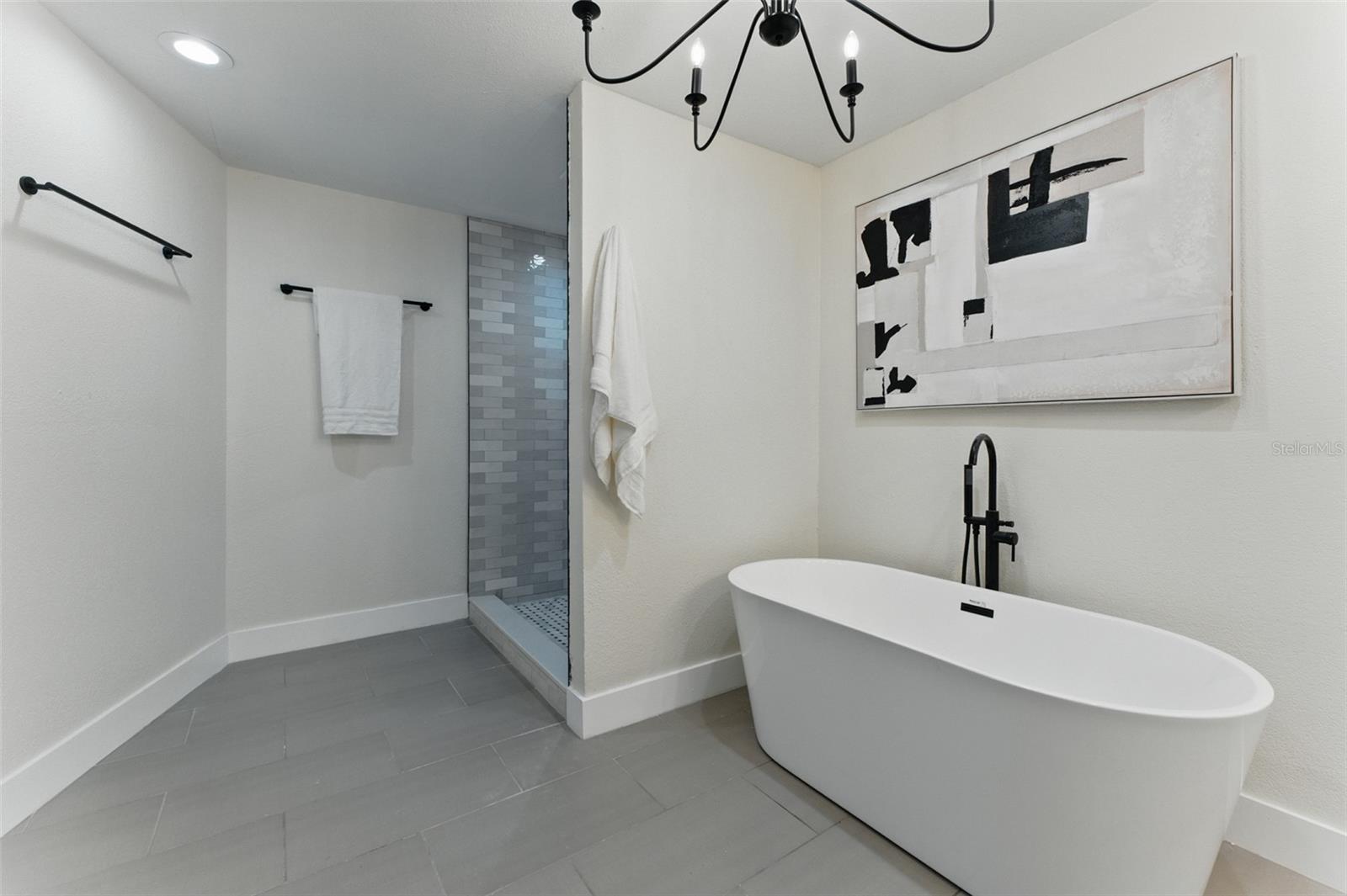 Image 37 of 56 For 2272 Adam Court