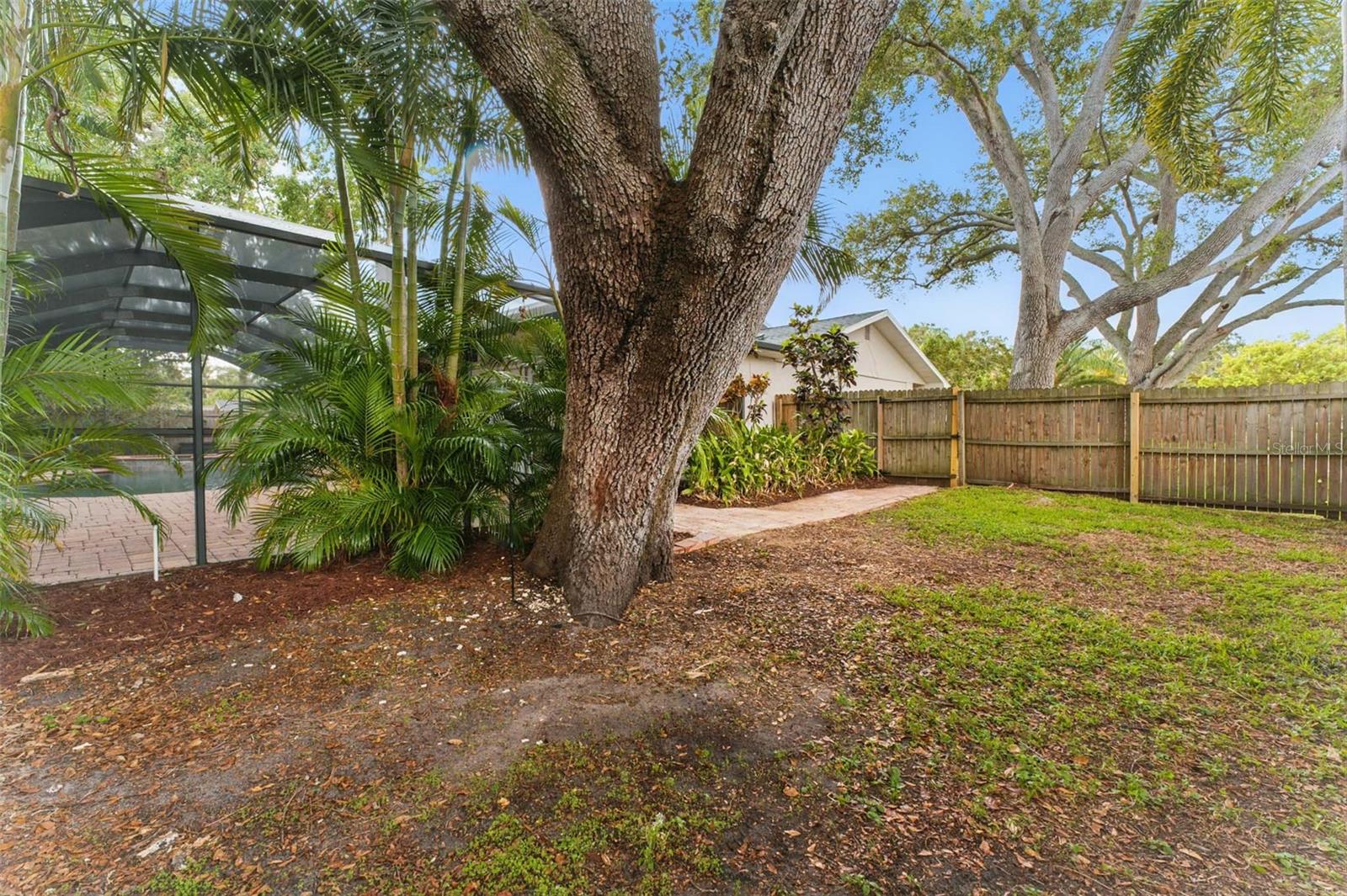 Image 52 of 56 For 2272 Adam Court