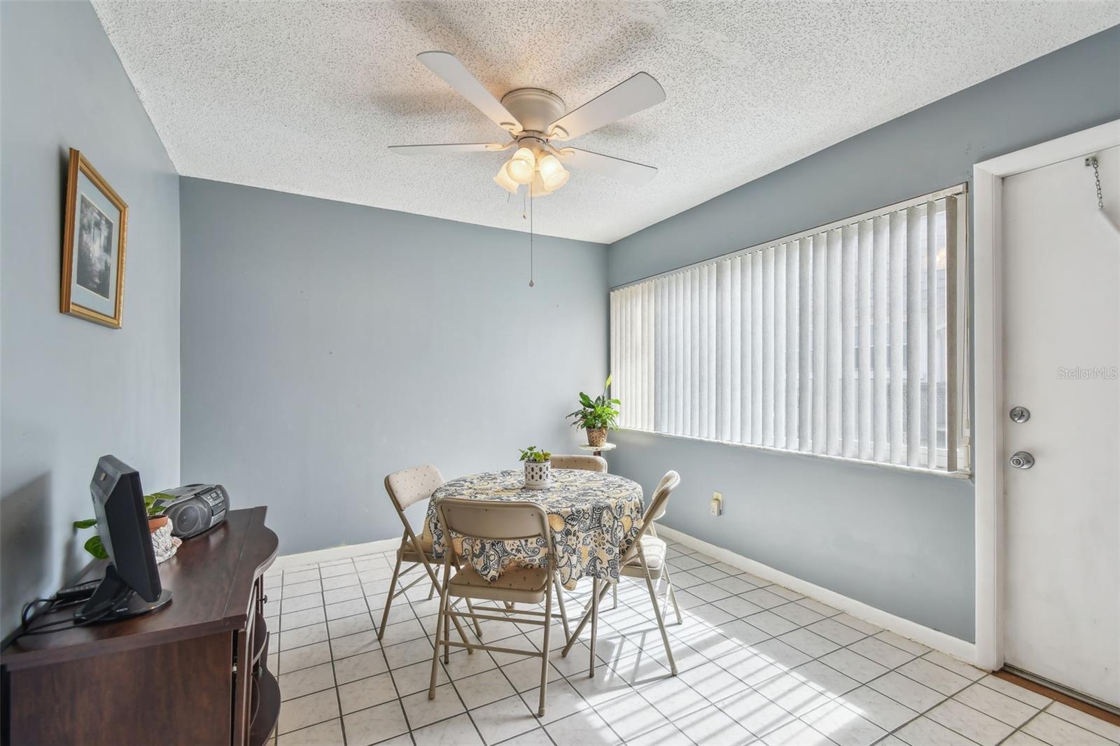 Image 19 of 81 For 8447 Orleans N