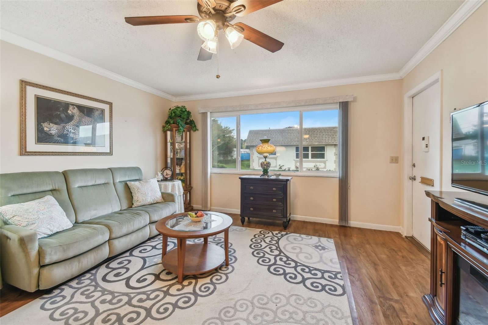 Image 6 of 81 For 8447 Orleans N