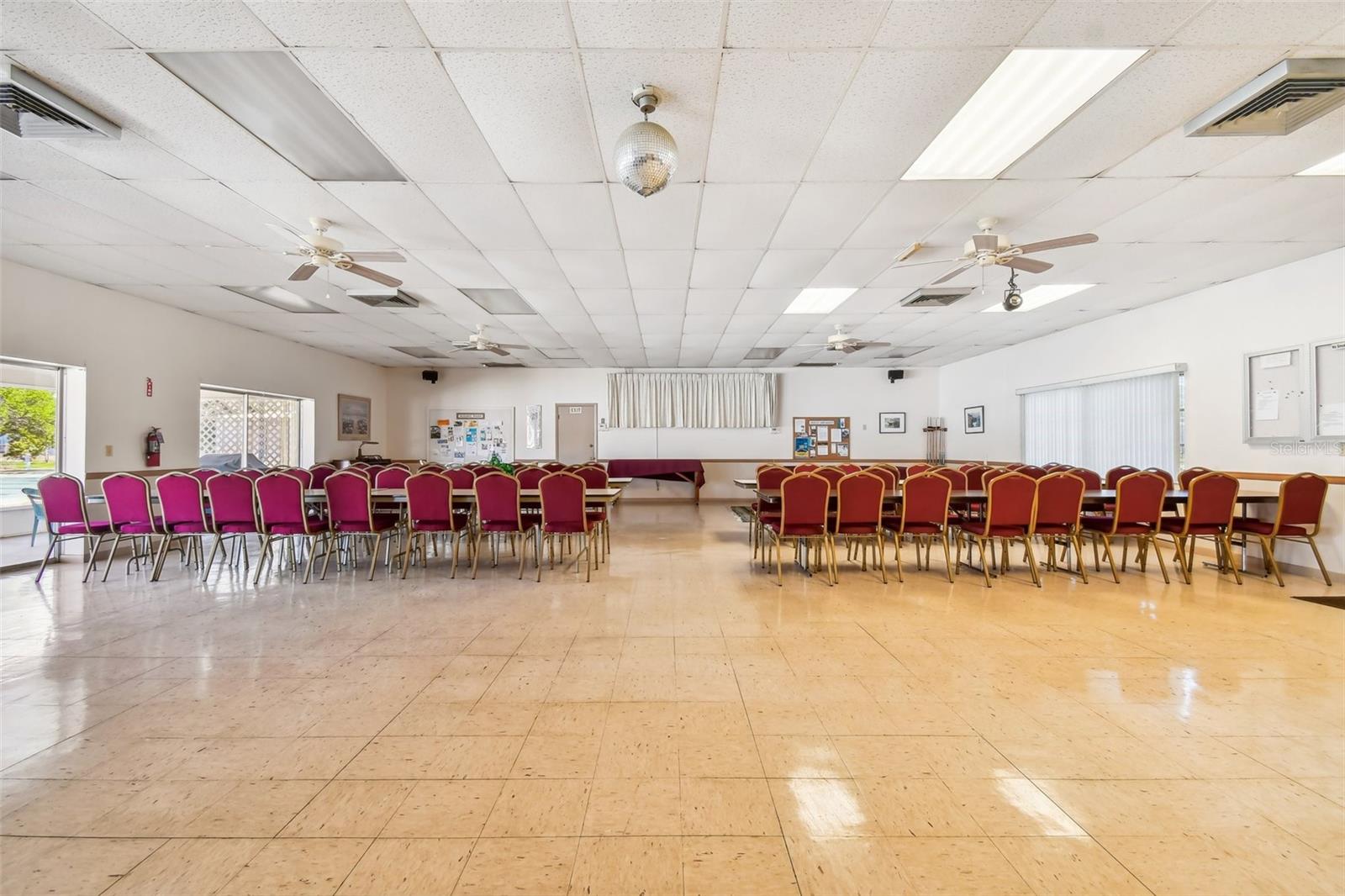 Image 62 of 81 For 8447 Orleans N