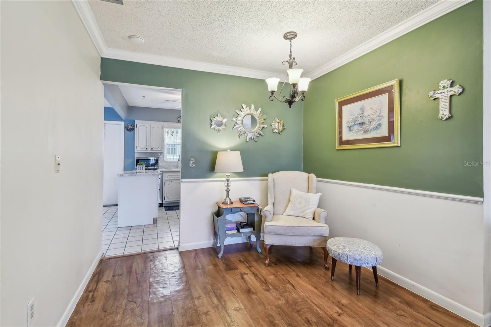 Image 9 of 81 For 8447 Orleans N