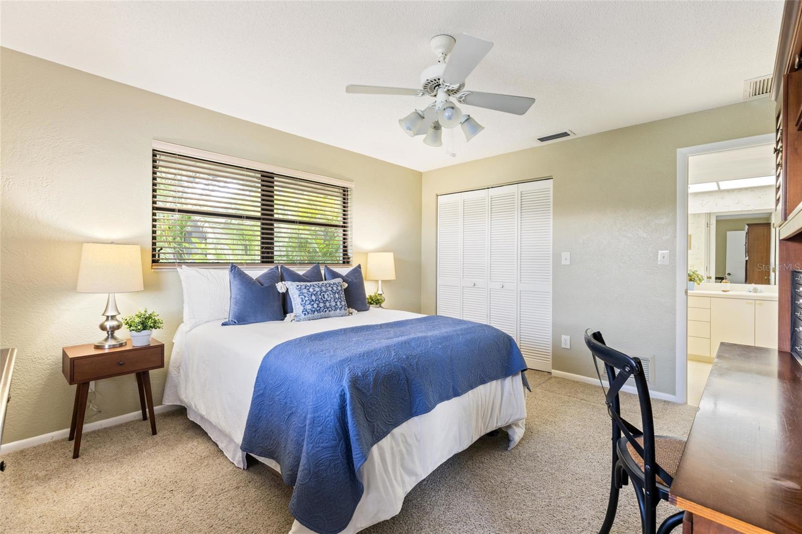 Image 17 of 27 For 8515 Macoma Drive Ne