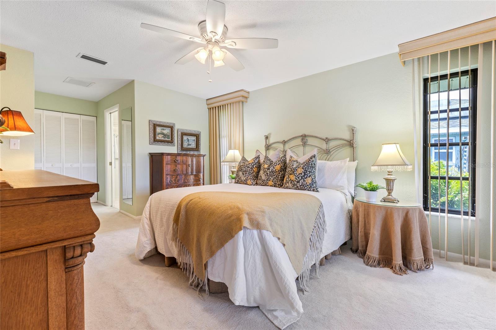Image 8 of 27 For 8515 Macoma Drive Ne